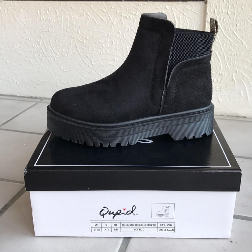 Women’s Suede pull on Boot